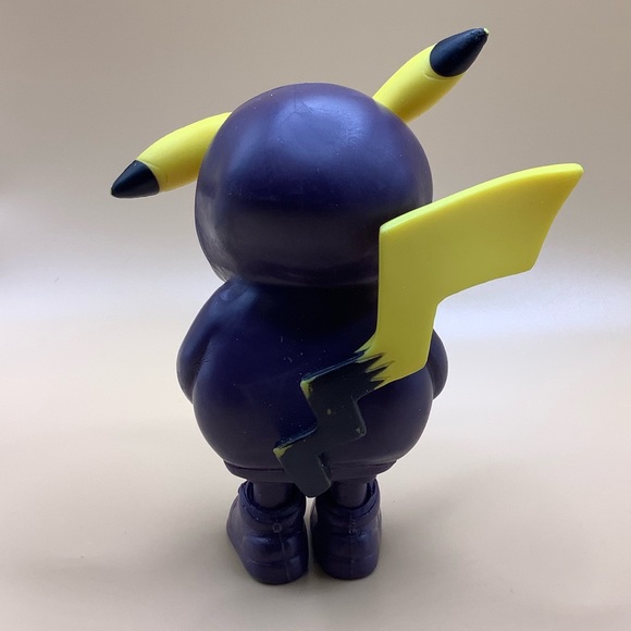 Adidas Pikachu figure - Picture 2 of 5